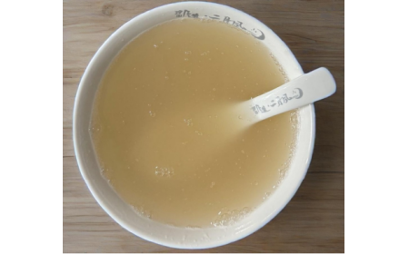 夏日解暑，這碗冷藏的野生葛根粉藏著自然的清涼答案?