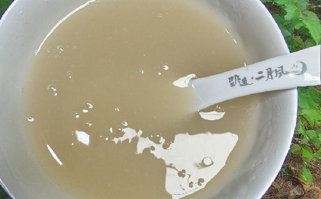 有機野生葛根粉：傳統(tǒng)養(yǎng)生食材的現(xiàn)代魅力