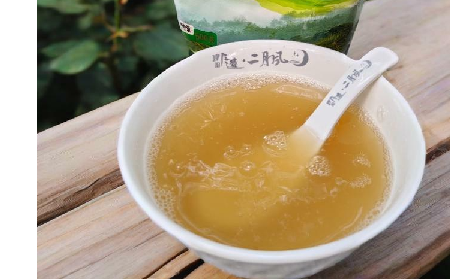 春日出游，保溫杯里面放什么最好，二月風(fēng)有機野生葛根粉陪你潤養(yǎng)全程